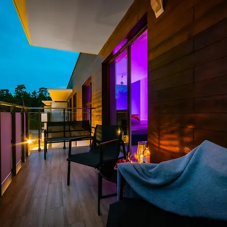 Appartamento Mierzeja - Zmyslow Z Wanna Z Hydromasazem, Tylko Dla Doroslych, 500 M Od Plazy, Park Ii, Bezplatny Meleks