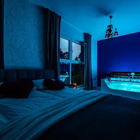 Appartamento Mierzeja - Zmyslow Z Wanna Z Hydromasazem, Tylko Dla Doroslych, 500 M Od Plazy, Park Ii, Bezplatny Meleks Stegna (Pomerania)