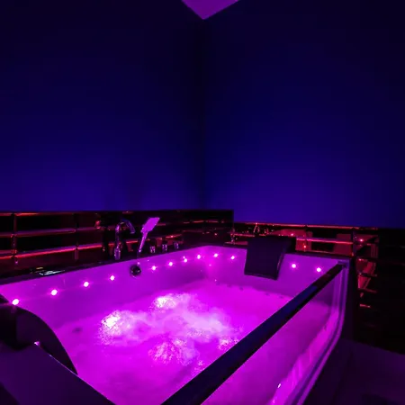 Apartament Mierzeja - Zmysłów Z Prywatnym Jacuzzi Tylko Dla Dorosłych, 500 M Od Plaży, Park Ii, Bezpłatny Meleks